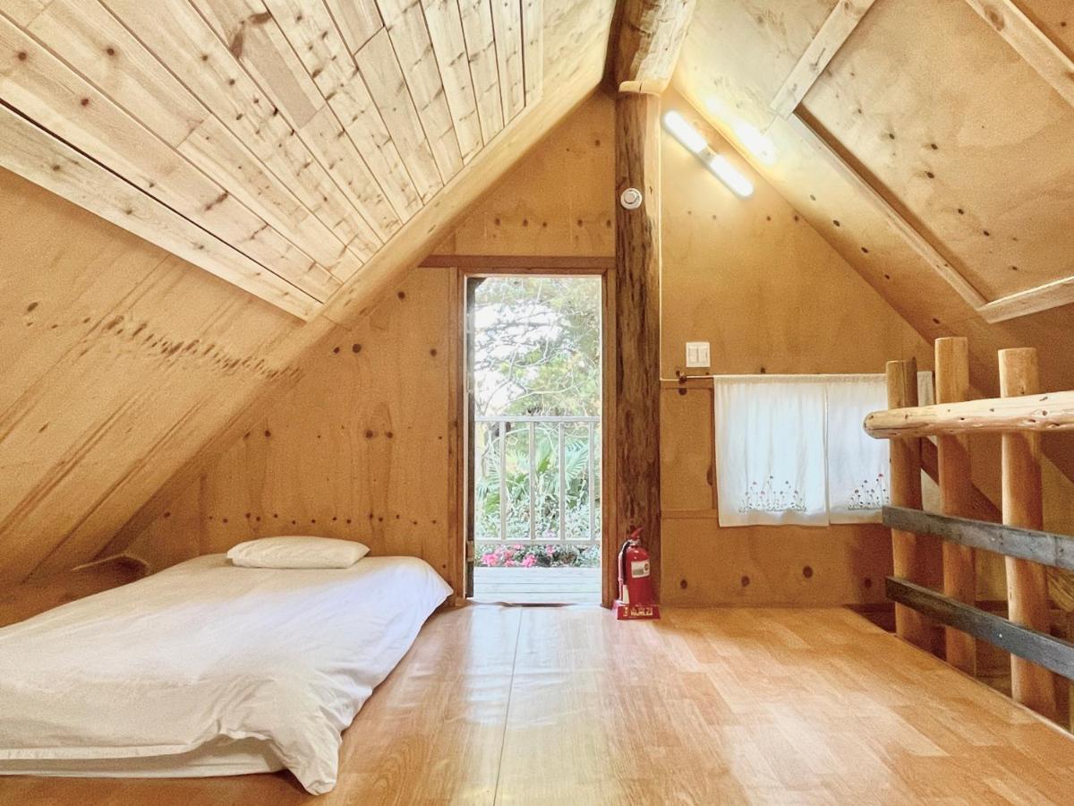 Вилла Log Park Dochidol Ranch Чеджудо Экстерьер фото